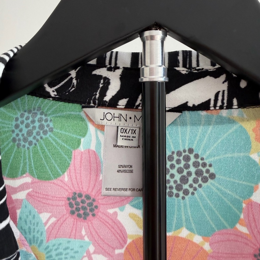 John Mark Multi-colored Tunic NWT - image 4
